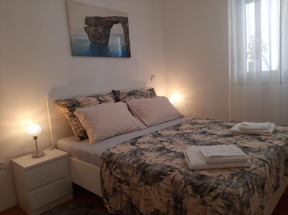 Apartman Sky Pula Exteriér fotografie