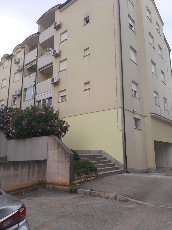 Apartman Sky Pula Exteriér fotografie
